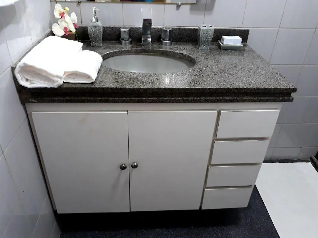 Apartamento Amplo A 150 Metros Dos Quiosques Da Praia Do Forte 카보프리우